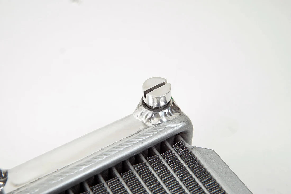 CSF Race #7095 Race-Spec Radiator – GE/GH/GR/GV/VA WRX/STI – 2008–2021 – Polished